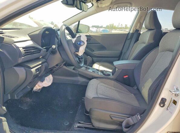 JF2GUADC9R8335738 2024 SUBARU CROSSTREK Белый Вид салона спереди