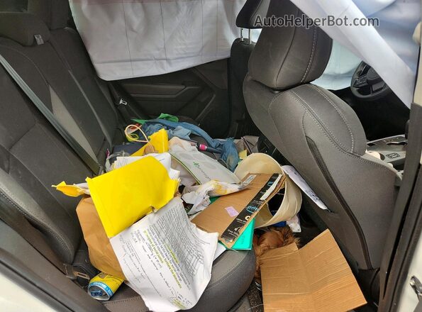 JF2GUHDC0SH332922 2025 SUBARU CROSSTREK Белый Вид задней части салона