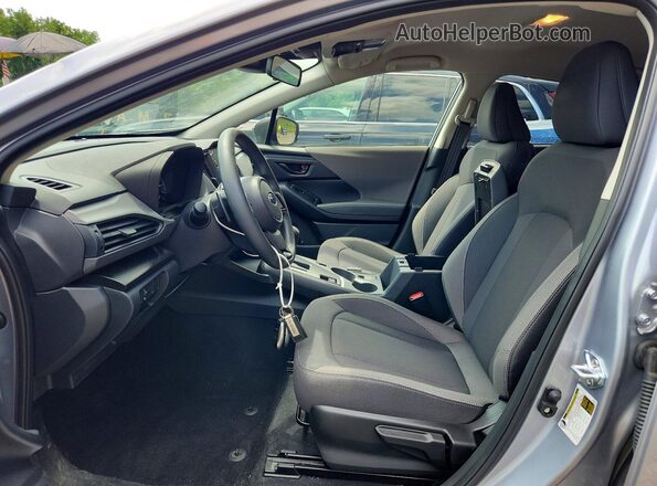 JF2GUHDC1S8309410 2025 SUBARU CROSSTREK Silver წინა სალონის ხედი