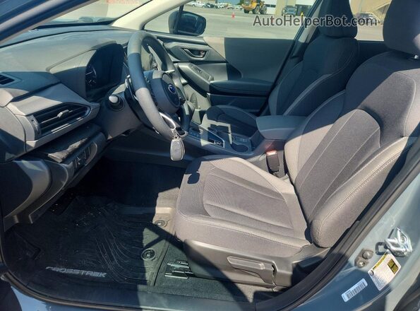 JF2GUHDC9SH227537 2025 SUBARU CROSSTREK Blue წინა სალონის ხედი