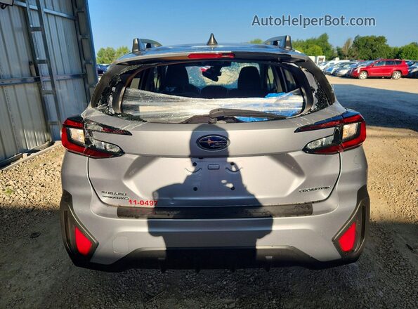 JF2GUHDCXS8239969 2025 SUBARU CROSSTREK Silver Rear view