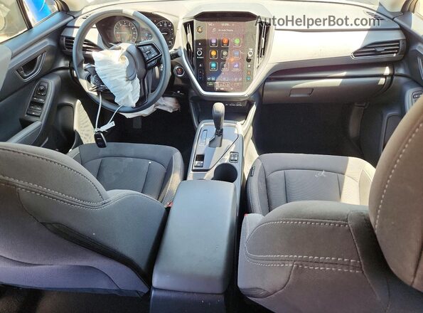 JF2GUHDCXS8292753 2025 SUBARU CROSSTREK Gray Vista del salpicadero