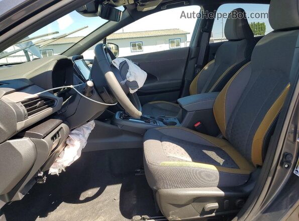 JF2GUSGDXT8220650 2026 SUBARU CROSSTREK Charcoal Widok wnętrza z przodu