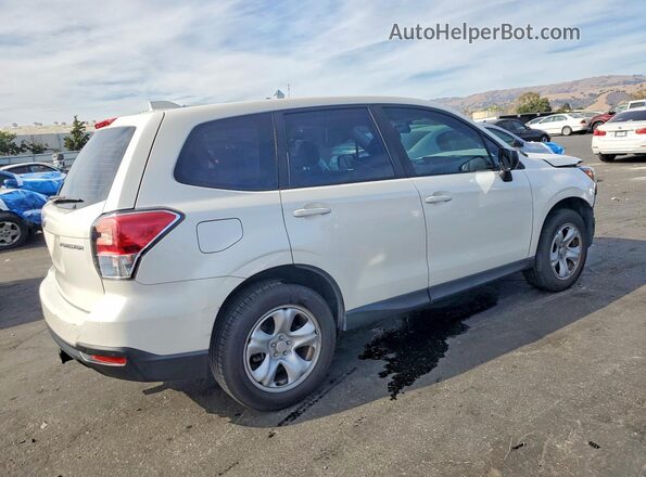 JF2SJAAC2JH593272 2018 SUBARU FORESTER White უკანა მარჯვენა
