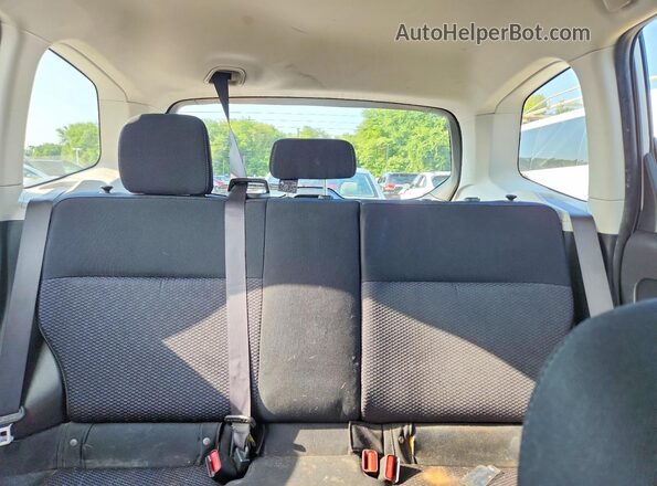 JF2SJAACXGG405886 2016 SUBARU FORESTER Silver Widok tylnych siedzeń