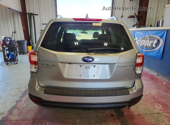 JF2SJABC3HH539276 2017 SUBARU FORESTER Silver Вид ззаду