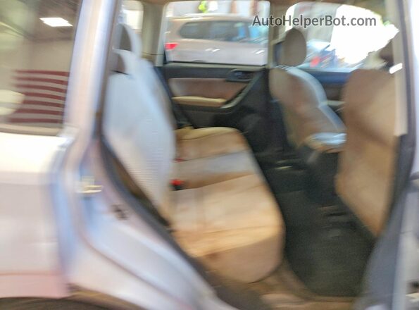 JF2SJABC3HH539276 2017 SUBARU FORESTER Silver Вид задньої частини салону