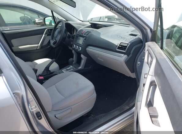JF2SJABC7GH479355 2016 SUBARU FORESTER Gray Вид салону спереду