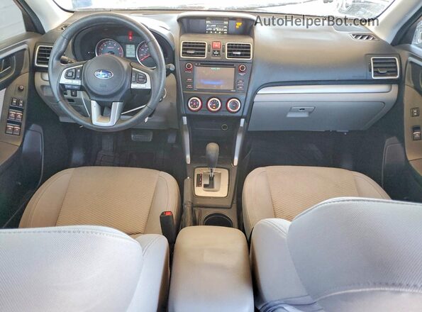 JF2SJABC8HH435947 2017 SUBARU FORESTER Burgundy Вид панелі приладів