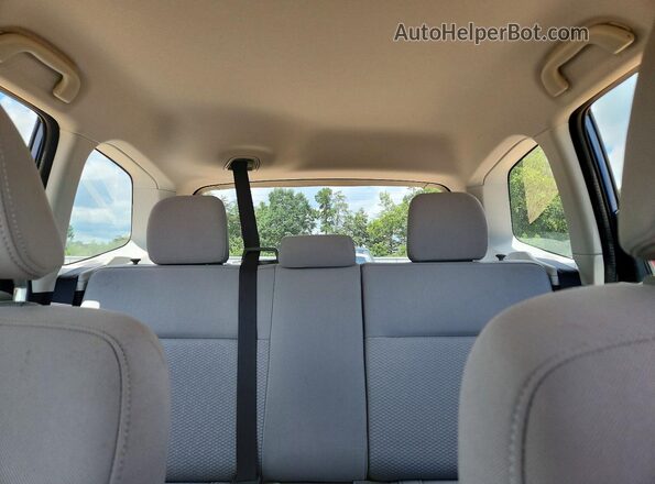 JF2SJABC8HH465613 2017 SUBARU FORESTER Blue Widok tylnych siedzeń