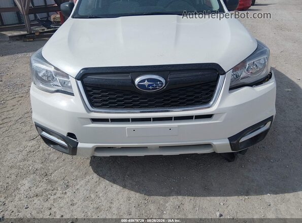 JF2SJABC9HH522840 2017 SUBARU FORESTER White Widok z przodu