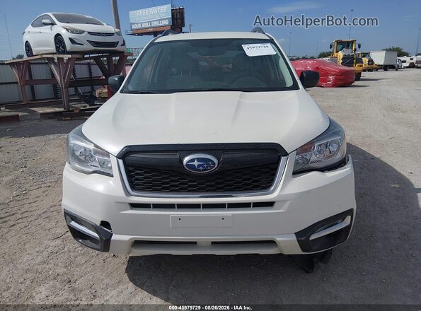 JF2SJABC9HH522840 2017 SUBARU FORESTER White Widok zestawu wskaźników