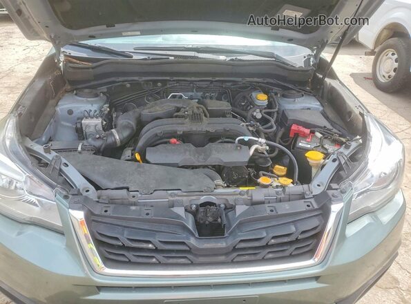 JF2SJABCXHH561520 2017 SUBARU FORESTER Green Engine compartment view