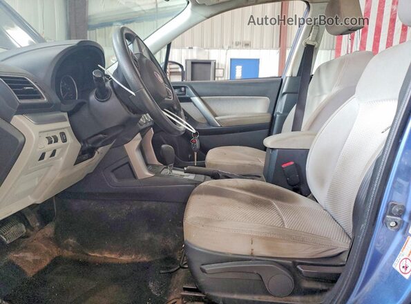 JF2SJABCXJH422025 2018 SUBARU FORESTER Синий Вид салона спереди