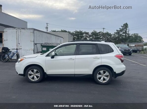JF2SJADC0GH524259 2016 SUBARU FORESTER White Вид задньої частини салону