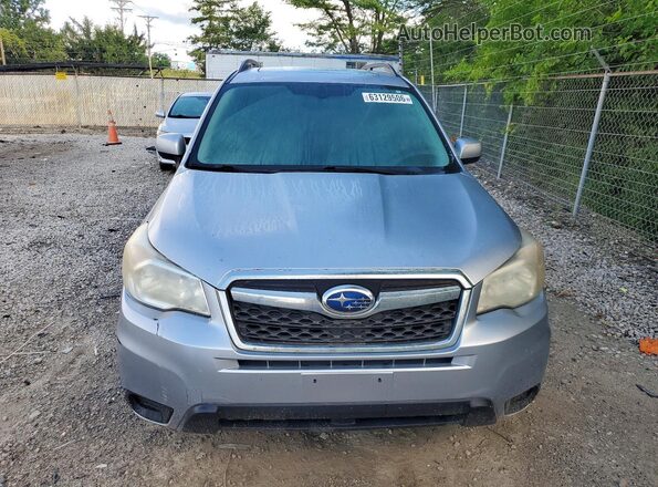 JF2SJADC3GH438301 2016 SUBARU FORESTER Серебряный Вид спереди
