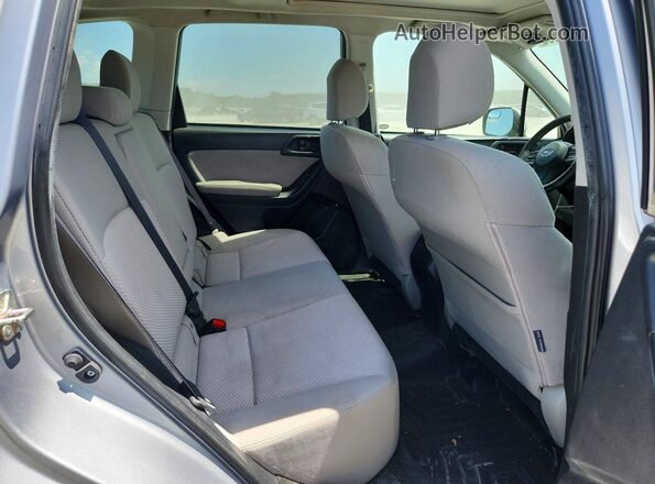 JF2SJADC5GH401301 2016 SUBARU FORESTER Серебряный Вид задних сидений