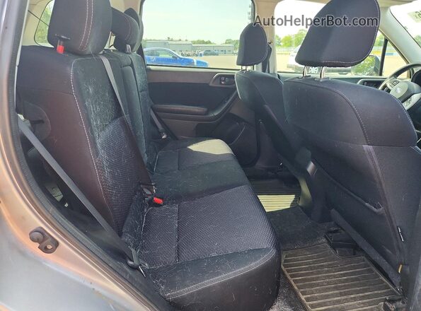 JF2SJADC6GH492059 2016 SUBARU FORESTER Gray Widok wnętrza z tyłu