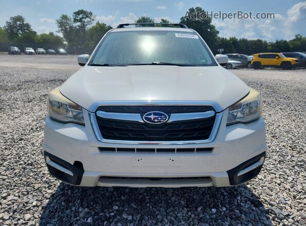 JF2SJADC7HH405397 2017 SUBARU FORESTER White Front view