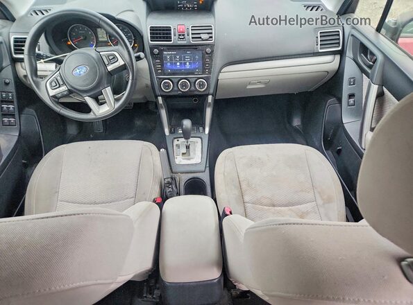JF2SJAEC0HH471756 2017 SUBARU FORESTER Красный Вид панели приборов