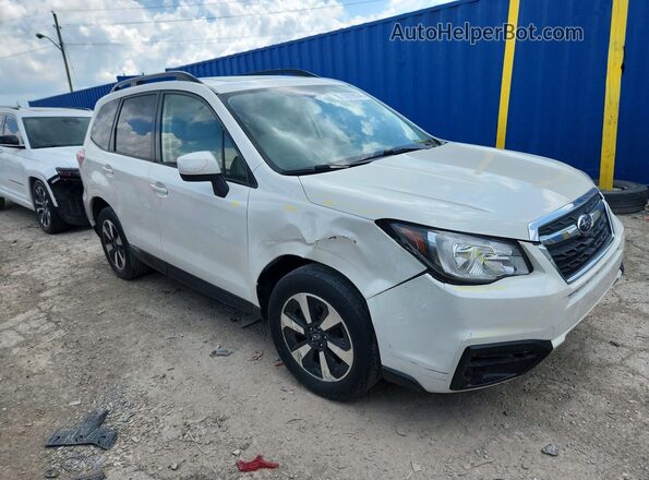 JF2SJAEC0HH512189 2017 SUBARU FORESTER White Delantero derecho