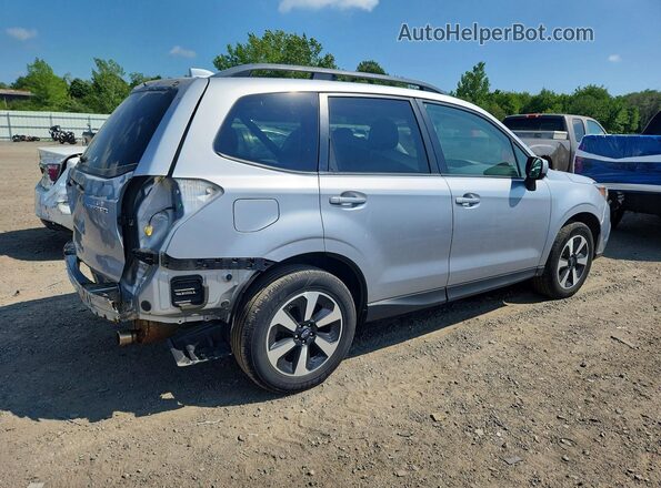 JF2SJAEC0JH563696 2018 SUBARU FORESTER Серебряный Задняя правая четверть