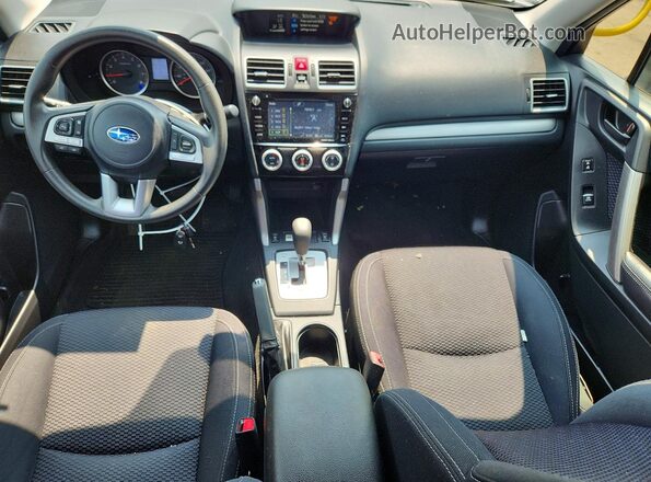 JF2SJAEC2HH528958 2017 SUBARU FORESTER Silver Вид панелі приладів