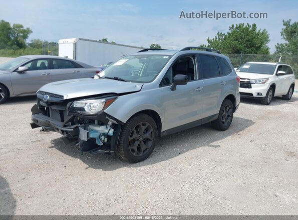 JF2SJAEC3JH452950 2018 SUBARU FORESTER Gray Front left