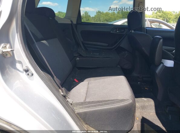 JF2SJAEC4HG505879 2017 SUBARU FORESTER Silver Widok naklejki z numerem VIN