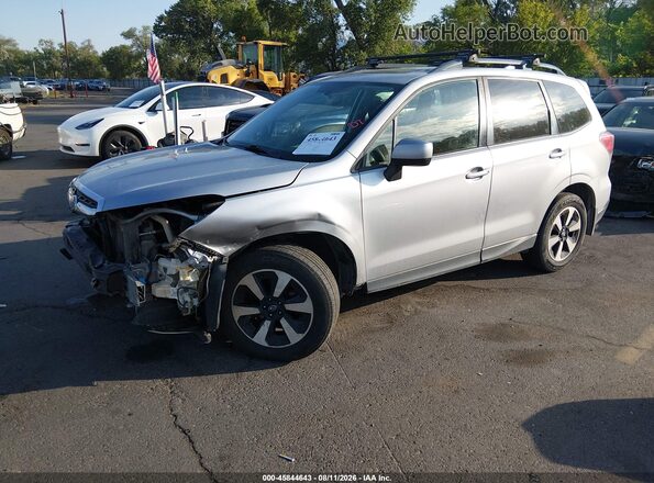 JF2SJAEC4HH468097 2017 SUBARU FORESTER Silver წინა მარცხენა ხედი სამი მეოთხედიდან