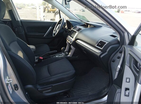 JF2SJAEC4HH468097 2017 SUBARU FORESTER Silver წინა სალონის ხედი