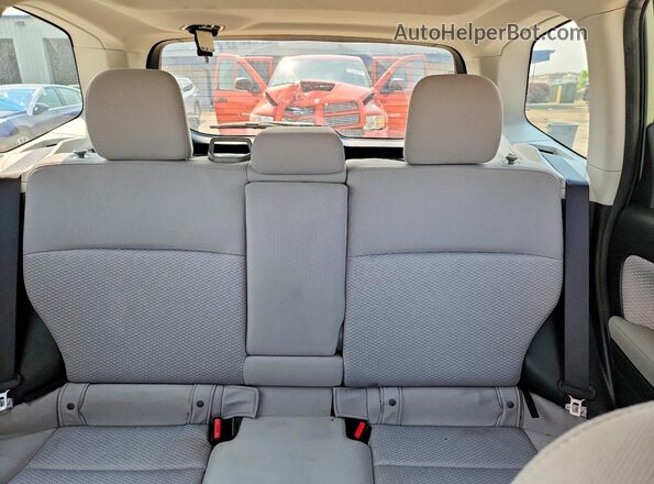 JF2SJAEC4JH464573 2018 SUBARU FORESTER Green Հետևի նստատեղերի տեսք