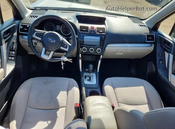 JF2SJAEC5HH422732 2017 SUBARU FORESTER Silver Vista del salpicadero
