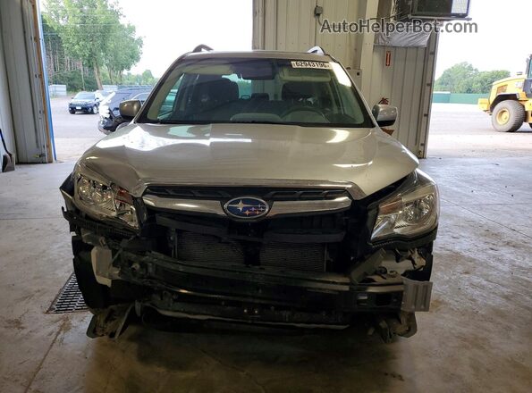 JF2SJAEC5HH585705 2017 SUBARU FORESTER Silver Front view