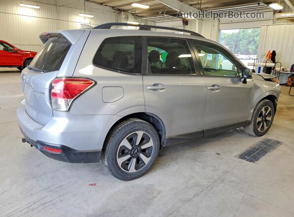 JF2SJAEC5HH585705 2017 SUBARU FORESTER Silver Rear right