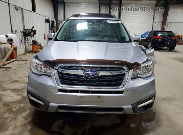 JF2SJAEC5JH431114 2018 SUBARU FORESTER Silver Front view