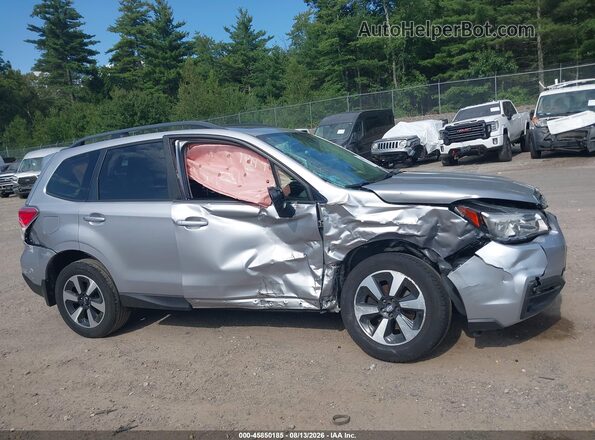 JF2SJAEC6HH596020 2017 SUBARU FORESTER Silver Widok z przodu