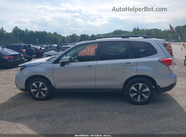 JF2SJAEC6HH596020 2017 SUBARU FORESTER Silver Widok wnętrza 360 stopni