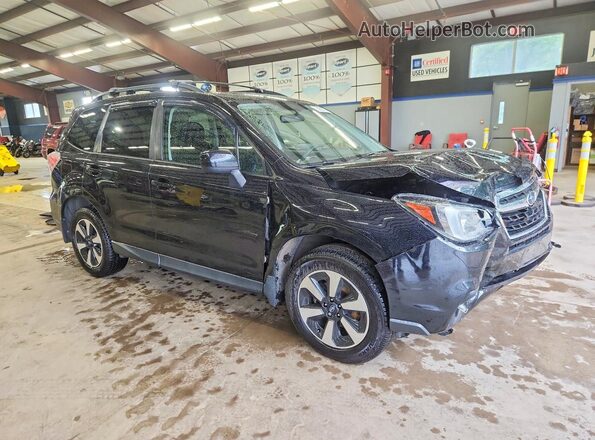 JF2SJAEC7HH404233 2017 SUBARU FORESTER Черный Передняя правая четверть
