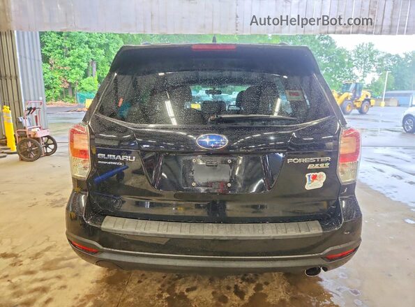 JF2SJAEC7HH404233 2017 SUBARU FORESTER Черный Вид сзади