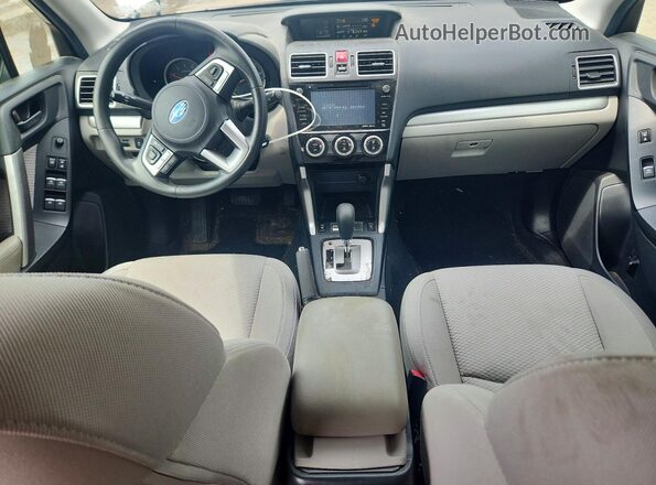 JF2SJAEC8HH402409 2017 SUBARU FORESTER Белый Вид панели приборов