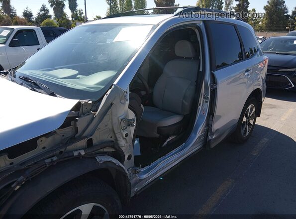JF2SJAEC8HH512392 2017 SUBARU FORESTER Серебряный 