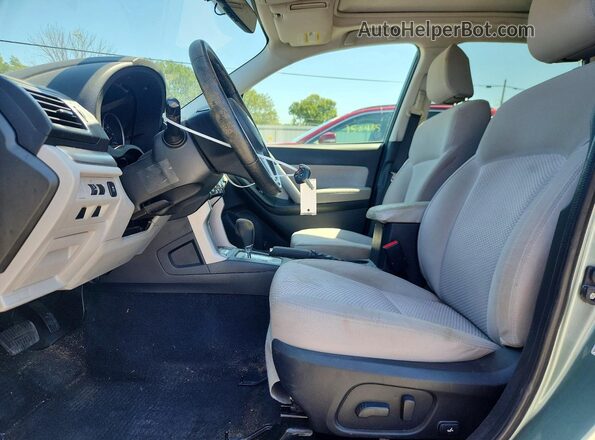 JF2SJAEC8HH534330 2017 SUBARU FORESTER Green Vista interior delantera