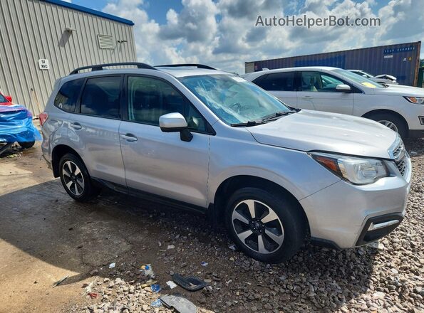 JF2SJAEC8HH802860 2017 SUBARU FORESTER Silver Delantero derecho