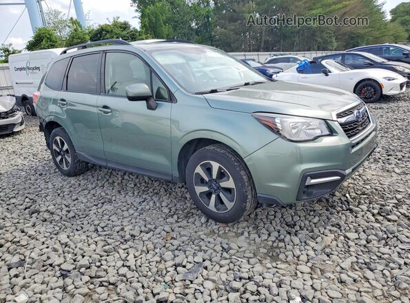 JF2SJAEC8JH431561 2018 SUBARU FORESTER Green Front right