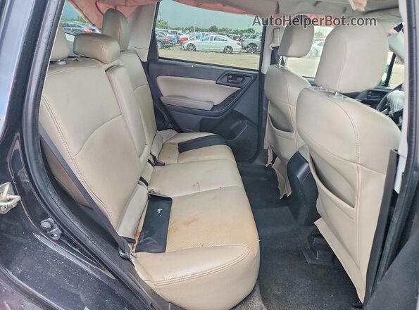 JF2SJAEC9HH482495 2017 SUBARU FORESTER Charcoal Vista interior trasera