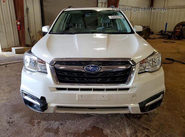JF2SJAECXHH546611 2017 SUBARU FORESTER White წინა ხედი