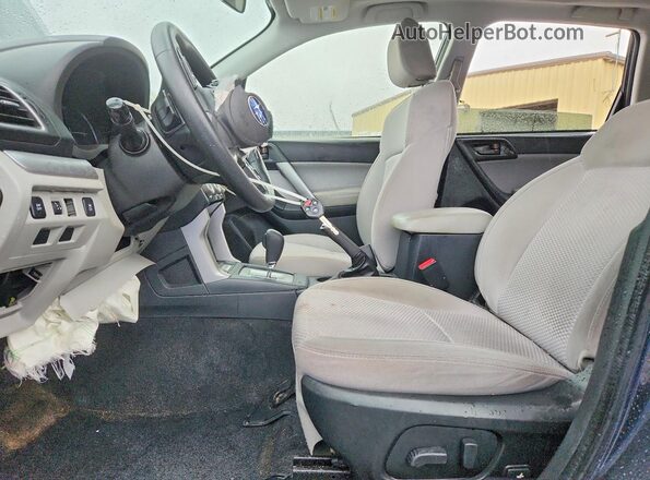 JF2SJAGC0HH495987 2017 SUBARU FORESTER Gray წინა სალონის ხედი