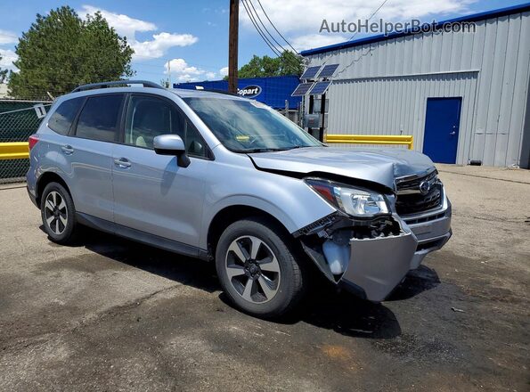 JF2SJAGC1HH808271 2017 SUBARU FORESTER Silver Front right