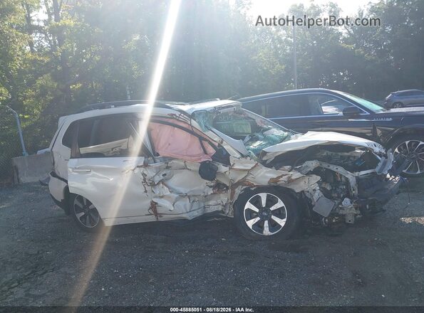 JF2SJAGC1JH613406 2018 SUBARU FORESTER White Widok zestawu wskaźników